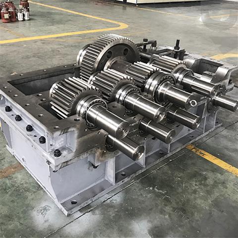 Multi-output reducer